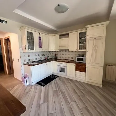 아파트 Lakeside Experience *